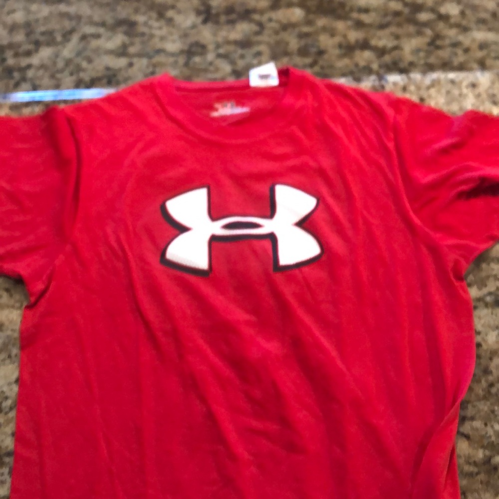 Under armour shirt